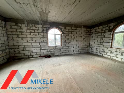 будинок за адресою смт. Козин, 2 лінія, 1