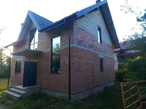 будинок за адресою Івасюка вул.