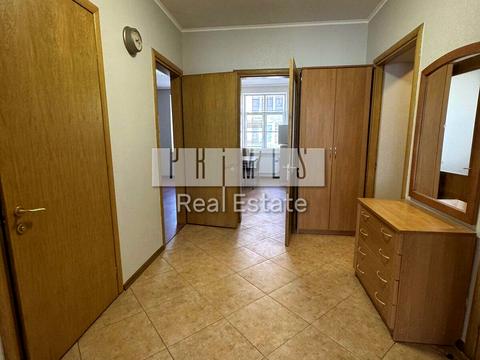 комерційна за адресою Олеся Гончара вул., 26