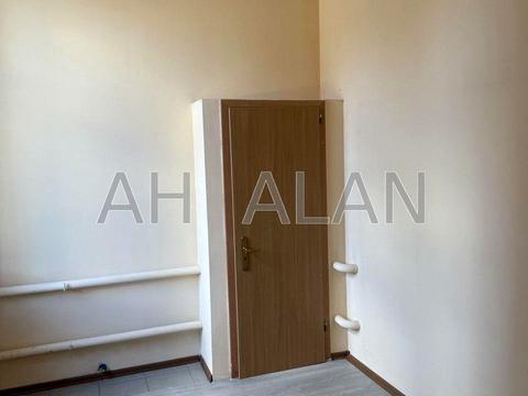 комерційна за адресою Казимира Малевича вул. (Боженка), 68Л