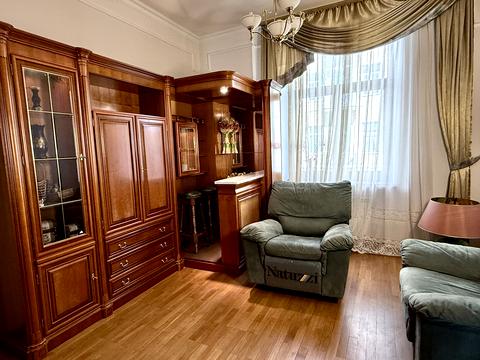 квартира за адресою Шовковична вул., 23