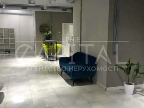 комерційна за адресою Жилянська вул., 118