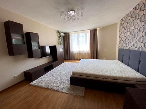 квартира по адресу Драгоманова ул., 4-А