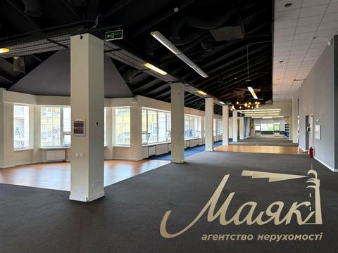 комерційна за адресою Сім'ї Прахових вул. (Гайдара), 58/10