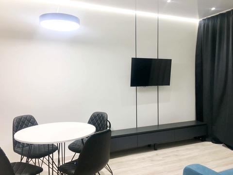 квартира за адресою Дніпровська набережна вул., 20-А