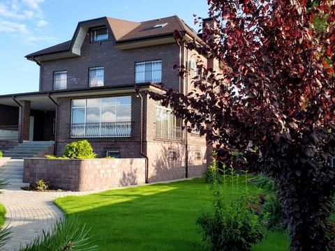 комерційна за адресою Приозерна, 7