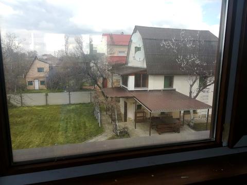 будинок за адресою с. Вишеньки, Садова вул.