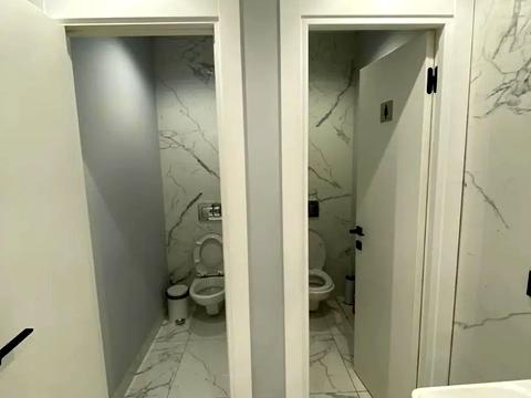 коммерческая по адресу Антоновича ул. (Горького), 74