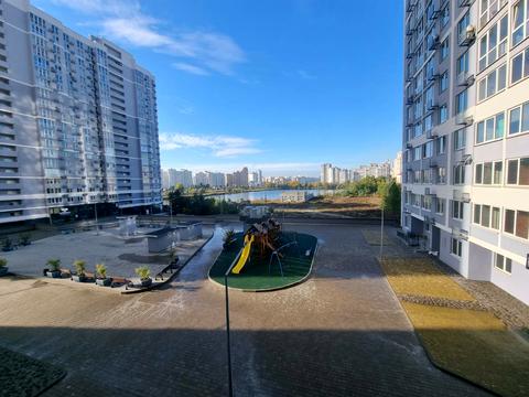 квартира за адресою Ревуцького вул., 40-Б