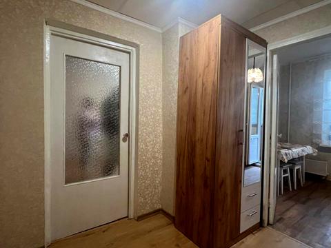 квартира по адресу Ревуцкого ул., 19/1