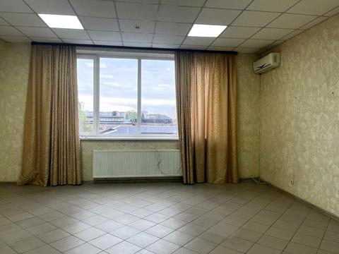 комерційна за адресою Дубнівська, 22б