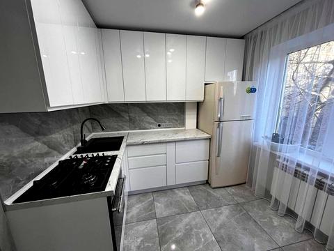 квартира по адресу Платонова бульв. (Платонова), 21