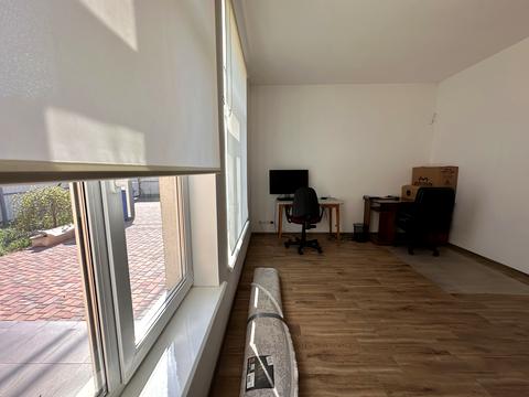 будинок за адресою Центральна вул.