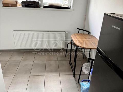 комерційна за адресою Казимира Малевича вул. (Боженка), 86