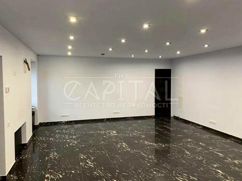 комерційна за адресою Григорія Чупринки вул. (Чудновського), 8