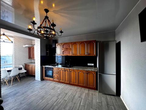 квартира по адресу Співдружності ул., 1