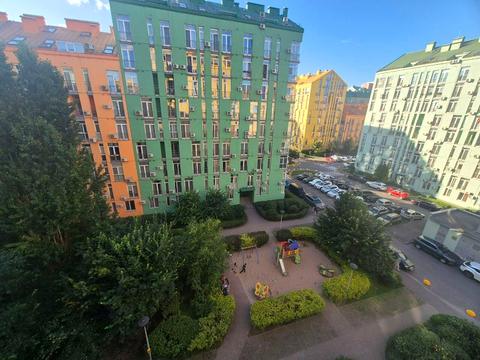 квартира за адресою Регенераторна вул., 4 к1-2