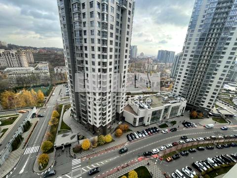 квартира по адресу Андрея Верхогляда ул. (Михайла Драгомирова), 16