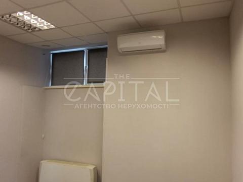 коммерческая по адресу Антоновича ул. (Горького), 33В