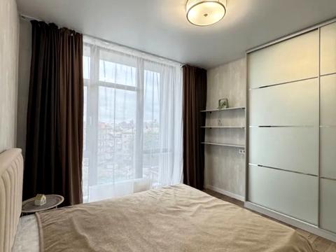 квартира по адресу Кучеревського бульв., 1