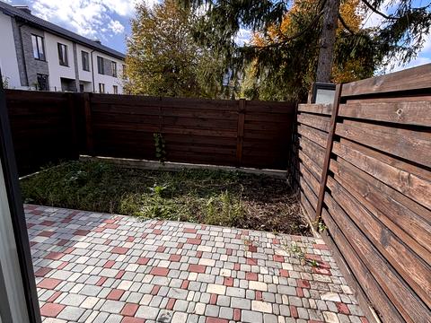 будинок за адресою Українська вул.