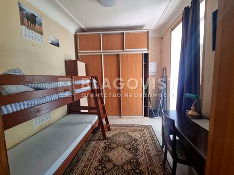 квартира за адресою Михайлівська вул., 21