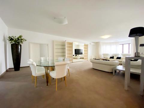 квартира за адресою Кропивницького вул., 10