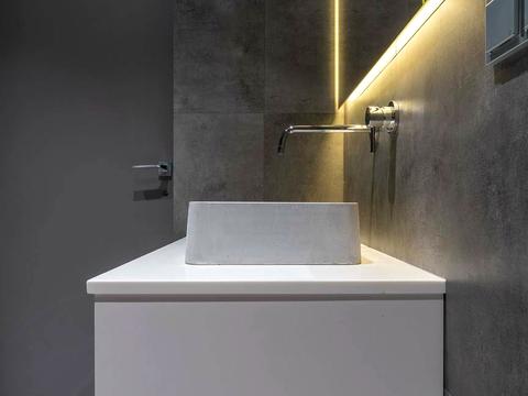 квартира за адресою Андрія Верхогляда вул. (Михайла Драгомирова), 14-А