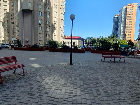 квартира за адресою Середньофонтанська вул., 19-А