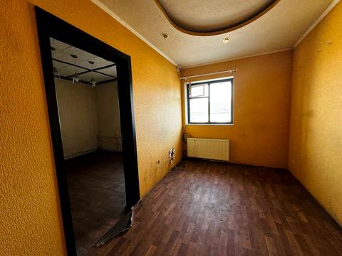 коммерческая по адресу Конюшенный пер., 28а