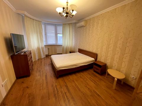 квартира за адресою Єлизавети Чавдар вул., 11