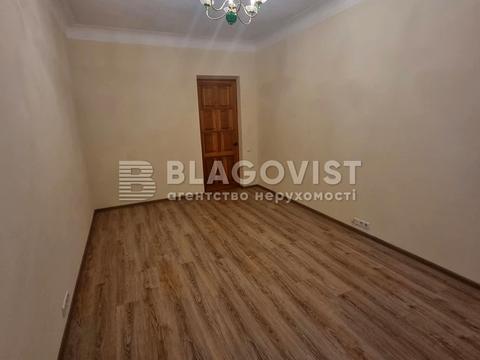 коммерческая по адресу Генерала Алмазова ул. (Кутузова), 1