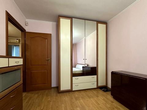 квартира по адресу Еленовская ул., 8