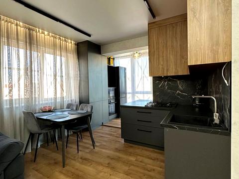 квартира за адресою Олексія Вадатурського вул. (Маршала Малиновського), 5