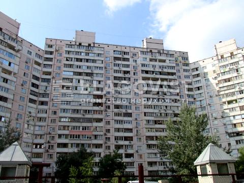 квартира за адресою Анни Ахматової вул., 15