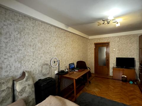 квартира за адресою Євгена Коновальця вул. (Щорса), 37