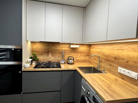 квартира за адресою Богдана Хмельницького просп. (Героїв Сталінграда), 108-А