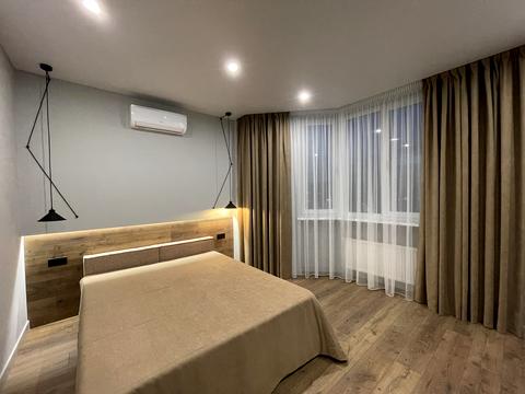 квартира по адресу Молодіжна ул., 5