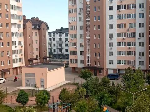 квартира за адресою Академіка Сахарова вул., 9-А