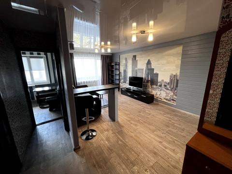 квартира по адресу Менахем-Мендл Шнеерсона ул. (Мініна), 1