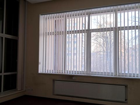 комерційна за адресою Олександра Кониського вул., 28А-30А