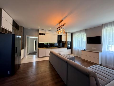 будинок за адресою Ярослава Мудрого вул.