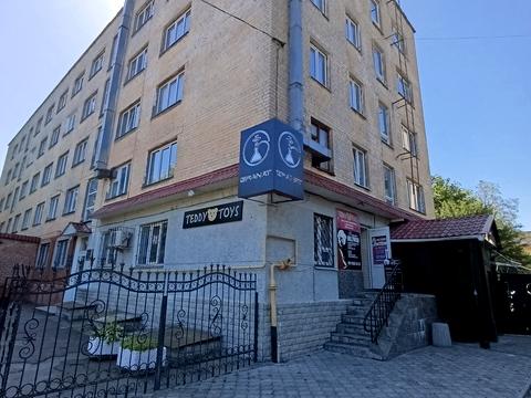 коммерческая по адресу вул. Володимира Стельмаха, 6