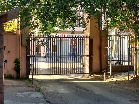 квартира за адресою Дмитра Яворницького просп. (Карла Маркса), 42