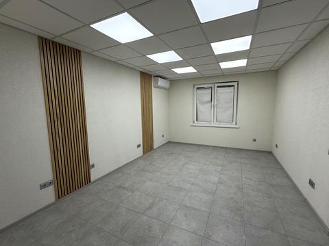 коммерческая по адресу Ревуцкого ул., 54