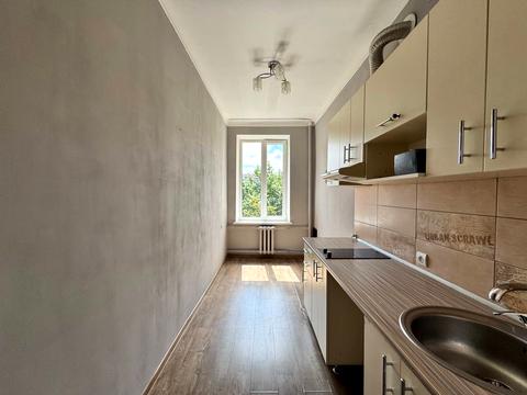 квартира за адресою Академіка Володимира Гнатюка вул. (), 3