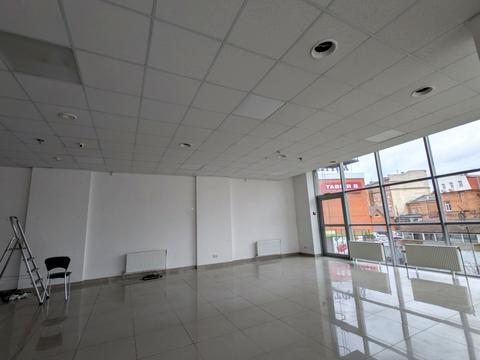 комерційна за адресою Проскурівського підпілля вул., 61