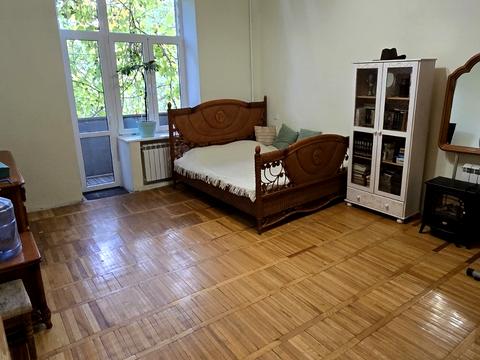 квартира за адресою Лазаряна вул., 4