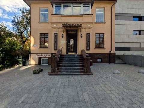 коммерческая по адресу Мельника ул. (Черняховского), 20