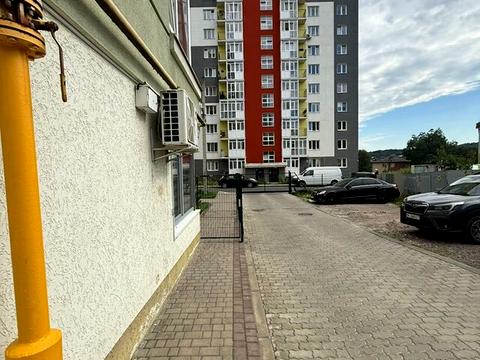 комерційна за адресою Щепова вул., 17